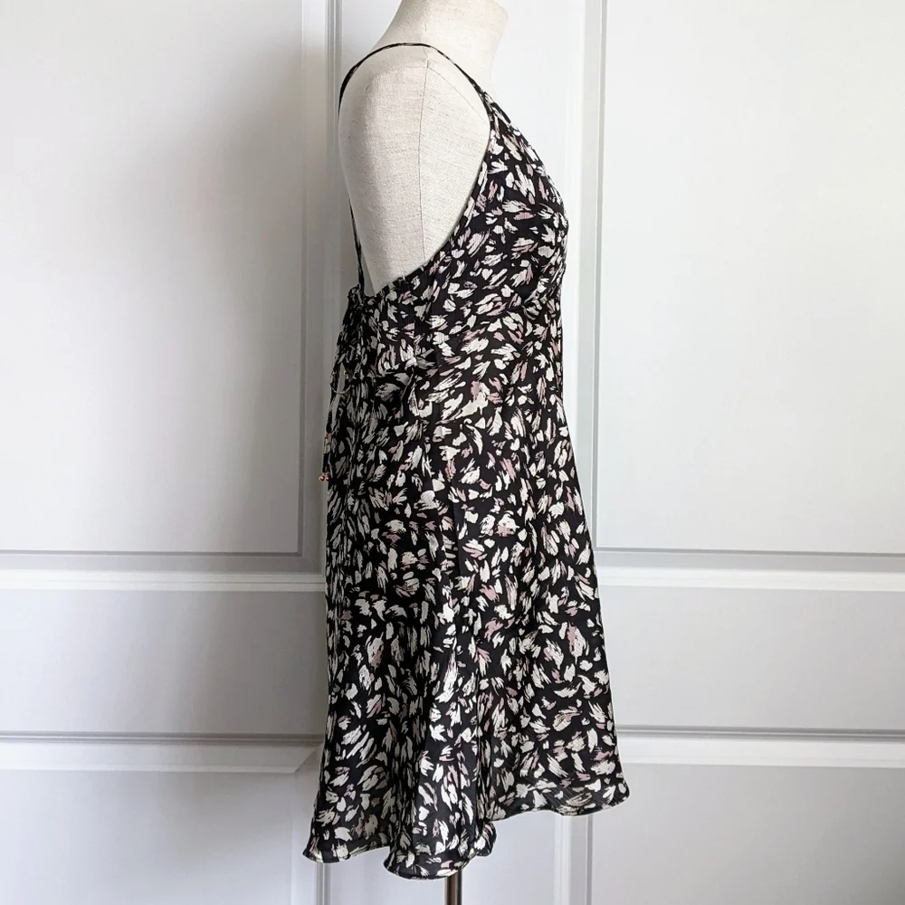 Free People Mini Dress Halter V-Neck Sleeveless Open Back Self Ties Black L NWT